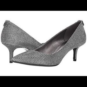Michael Kors MK- Flex Kitten Pump